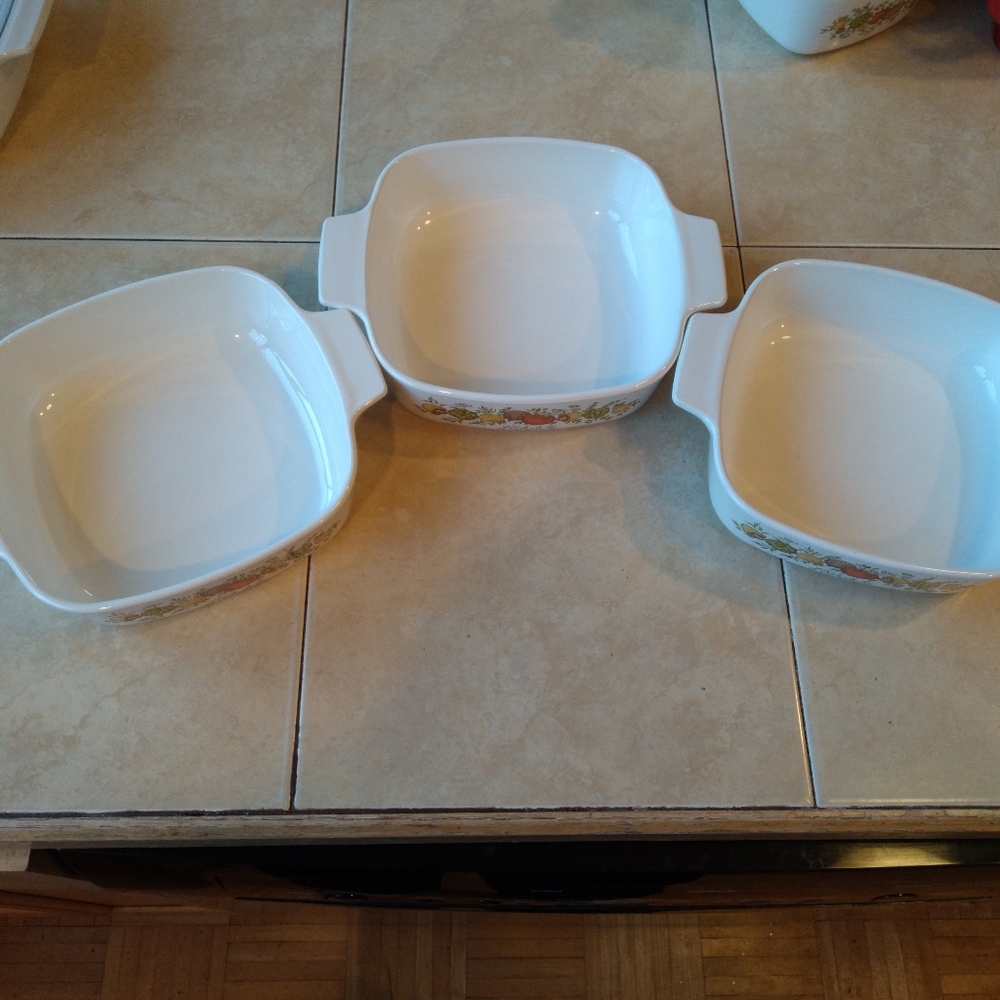 3 Garden Patch Corning ware 1 Quart